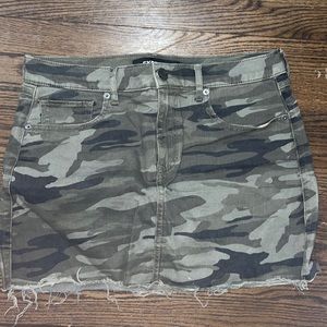 Express army green skirt